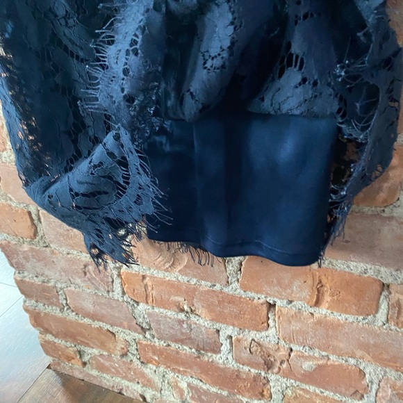 NWT ASTR THE LABEL Elegant Navy Lace Slip Dress w/Spaghetti Straps, Lined - Picture 3 of 7